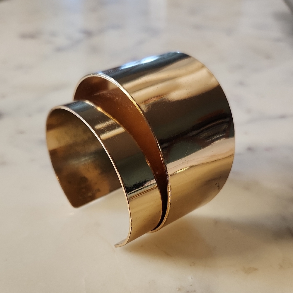 Goldtone Cuff | Bracelet | Vintage